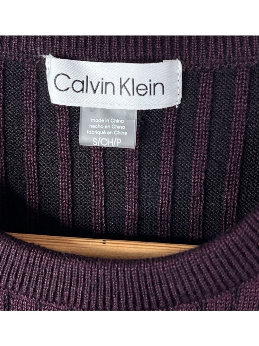 CALVIN KLEIN Women's Purple Ribbed Sleeveless Sweater NWT Small - Picture 3 of 5